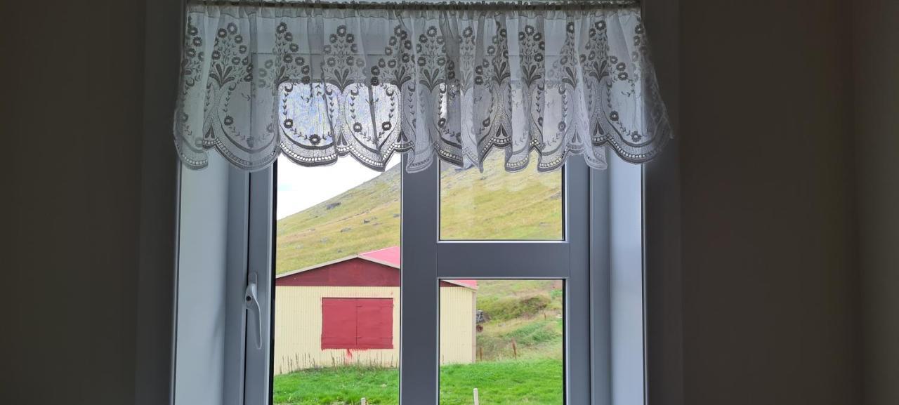 Guesthouse Stekkatun Skálafell Exterior photo